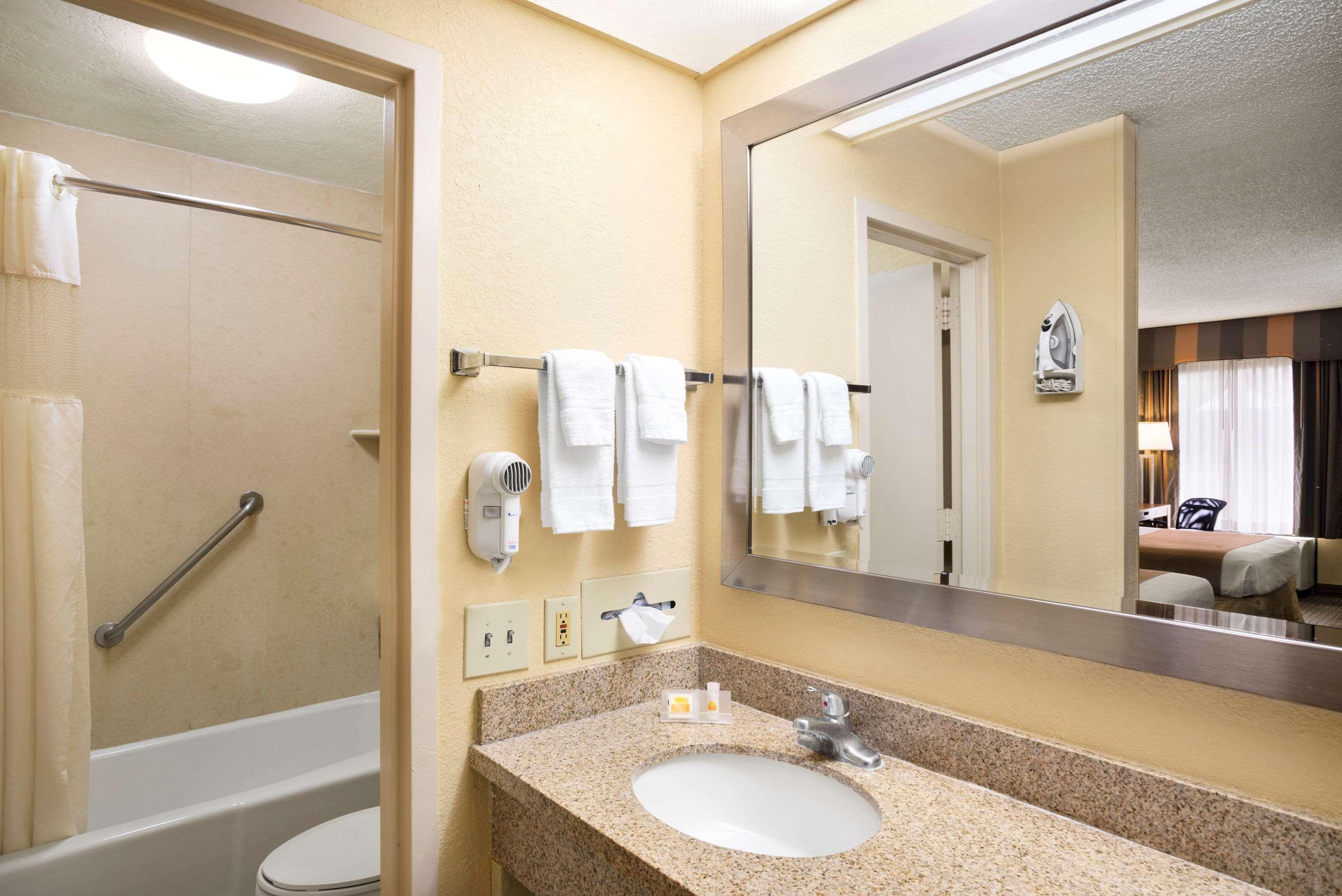 Days Inn By Wyndham Jacksonville Airport Ngoại thất bức ảnh