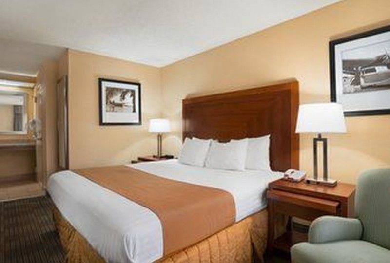 Days Inn By Wyndham Jacksonville Airport Ngoại thất bức ảnh