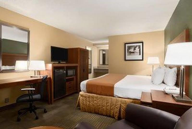Days Inn By Wyndham Jacksonville Airport Ngoại thất bức ảnh